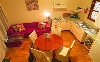 Barrington Wilderness Cedar Lodge Accommodation - St Kilda Accommodation 7