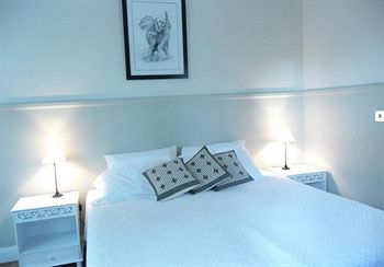 A Room With A View Bed & Breakfast - St Kilda Accommodation 0