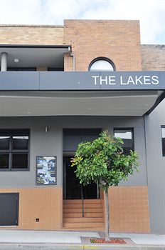 The Lakes Hotel - St Kilda Accommodation 4