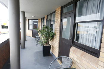 The Lakes Hotel - St Kilda Accommodation 15