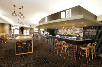 The Lakes Hotel - St Kilda Accommodation 48