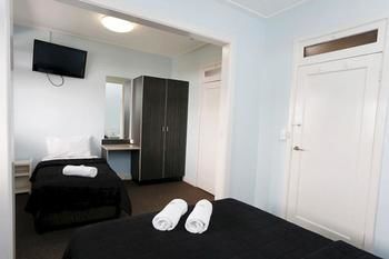 The Lakes Hotel - St Kilda Accommodation 57