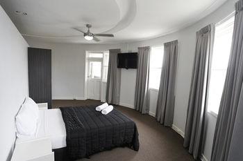 The Lakes Hotel - St Kilda Accommodation 60