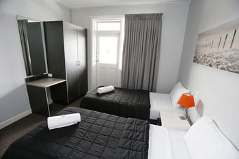 The Lakes Hotel - St Kilda Accommodation 61