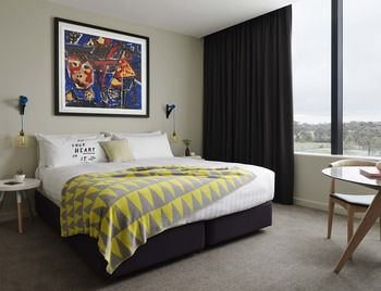 Art Series - The Larwill Studio - St Kilda Accommodation 23