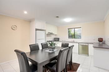Best Western Fawkner Suites & Serviced Apartments - St Kilda Accommodation 9