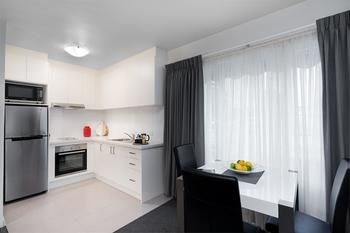 Best Western Fawkner Suites & Serviced Apartments - St Kilda Accommodation 19