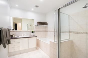 Best Western Fawkner Suites & Serviced Apartments - St Kilda Accommodation 24