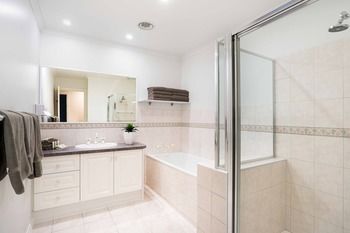 Best Western Fawkner Suites & Serviced Apartments - St Kilda Accommodation 42