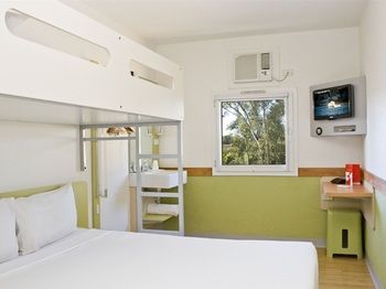 Ibis Budget Fawkner - St Kilda Accommodation 2