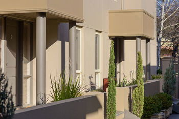 Apartments @ Kew Walpole Gardens - Kew Serviced Townhouses - St Kilda Accommodation 3