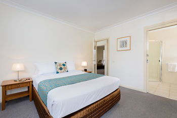 Apartments @ Kew Walpole Gardens - Kew Serviced Townhouses - St Kilda Accommodation 7