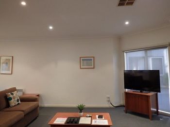 Apartments @ Kew Walpole Gardens - Kew Serviced Townhouses - St Kilda Accommodation 16
