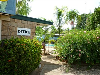 Palm Court Budget Motel Hostel/Backpackers - St Kilda Accommodation 0