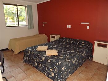 Palm Court Budget Motel Hostel/Backpackers - St Kilda Accommodation 3