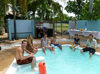 Palm Court Budget Motel Hostel/Backpackers - St Kilda Accommodation 10