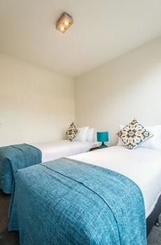 Orange Serviced Apartment - St Kilda Accommodation 13