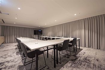 Brady Hotels - St Kilda Accommodation 2