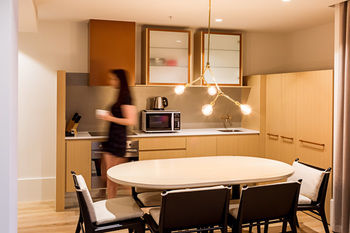 Brady Hotels - St Kilda Accommodation 16