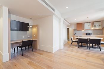 Brady Hotels - St Kilda Accommodation 22
