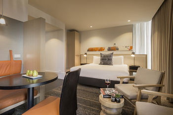 Brady Hotels - St Kilda Accommodation 28