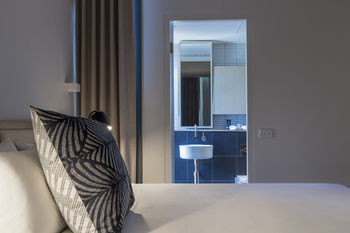 Brady Hotels - St Kilda Accommodation 32