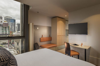 Brady Hotels - St Kilda Accommodation 33