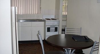 El Lago Waters Tourist Park - St Kilda Accommodation 9
