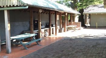 El Lago Waters Tourist Park - St Kilda Accommodation 12