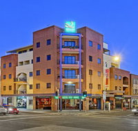 Quality Suites Boulevard On Beaumont - St Kilda Accommodation
