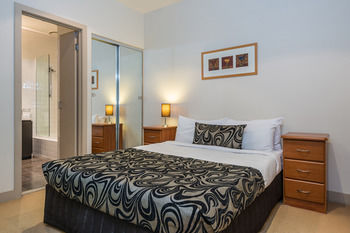 BreakFree On Collins - St Kilda Accommodation 5