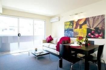 Plum Collins Street Serviced Apartments - St Kilda Accommodation 19