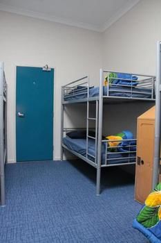 The Entrance Backpackers - Hostel - St Kilda Accommodation 2