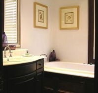 Bishopaposs Court Estate Boutique Hotel - St Kilda Accommodation