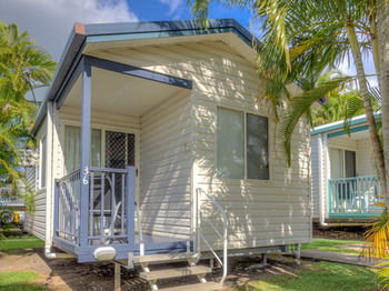 Alex Beach Cabins - St Kilda Accommodation 15