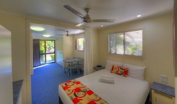 Alex Beach Cabins - St Kilda Accommodation 29