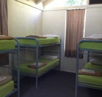 Noosa Backpackers Resort - Hostel - St Kilda Accommodation