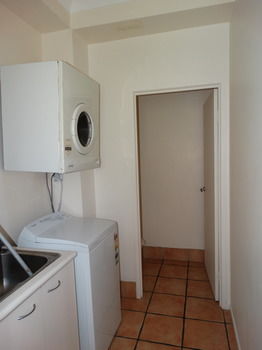Costa Bella Apartments - St Kilda Accommodation 24