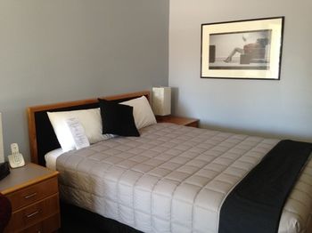 Old Maitland Inn - St Kilda Accommodation 11
