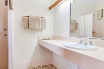 Forresters Beach Resort - St Kilda Accommodation 0