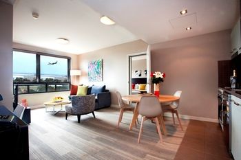 Quest Mascot Serviced Apartments - St Kilda Accommodation 6
