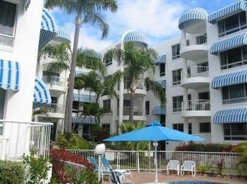 Estoril On Moffat - St Kilda Accommodation 0