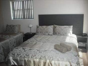 Station Hotel Motel Kurri Kurri - St Kilda Accommodation 2
