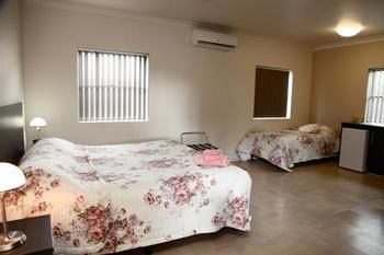 Station Hotel Motel Kurri Kurri - St Kilda Accommodation 4