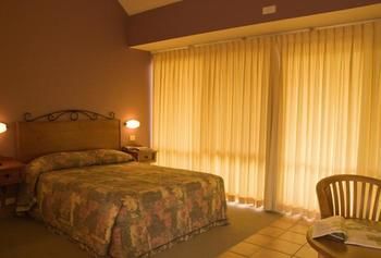 Rothbury Escape - St Kilda Accommodation 1