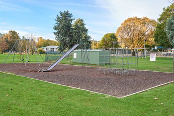 Gundagai Cabins & Tourist Park - St Kilda Accommodation 32