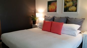 Elfin Hill Country Accommodation - St Kilda Accommodation 20