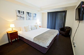 Astina Serviced Apartments - Central - St Kilda Accommodation 5