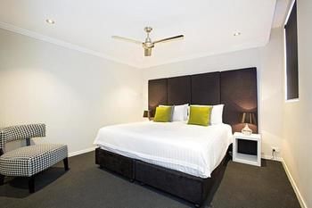Astina Serviced Apartments - Parkside - St Kilda Accommodation 0
