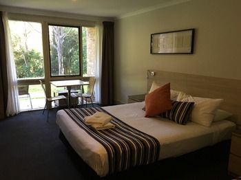 Avoca Beach Hotel & Resort - St Kilda Accommodation 24